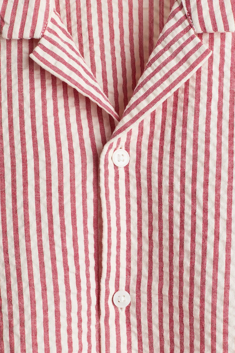 اتش اند ام قميص ريزورت من القطن المجعد